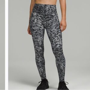 Gray/Black Pattern Bace Pace Lululemon Legging!